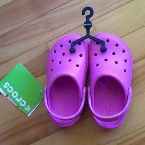 Toddler crocs